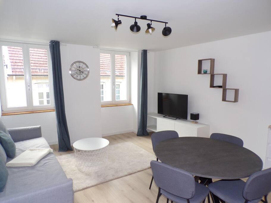 Appartement 2/4 Pers, 44M2, Hypercentre. Lons-le-Saunier Exterior foto